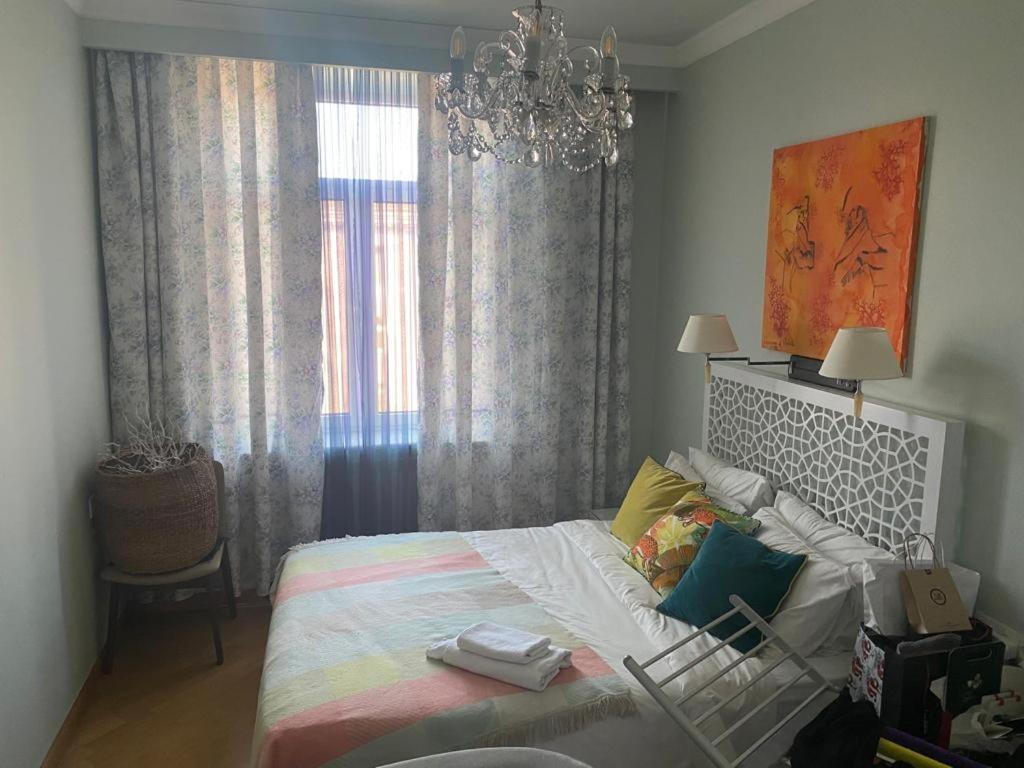 Spacious Modern 2 Bedrooms Apartment In Central Yerevan Exterior photo